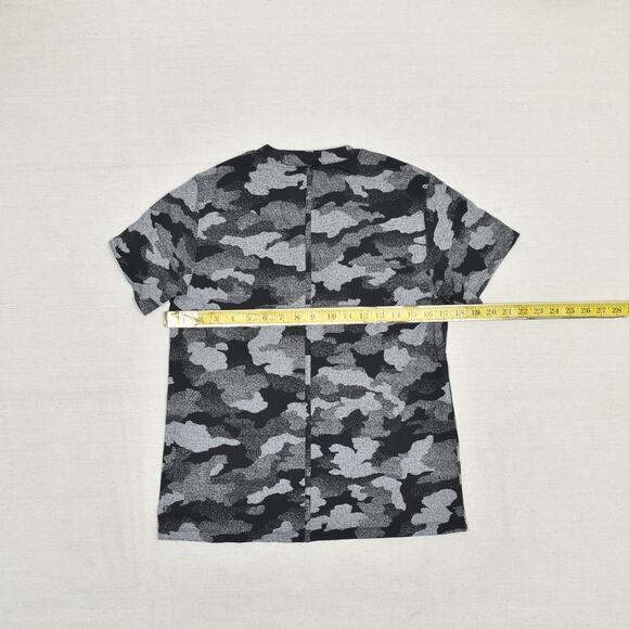 Lululemon Women T Shirt Top Short Sleeve Camouflage Black Size 8 Athletic - Picture 4 of 8